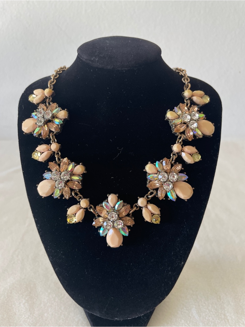 Elegant Cream & Iridescent Crystal Floral Statement Necklace - Picture 2 of 4